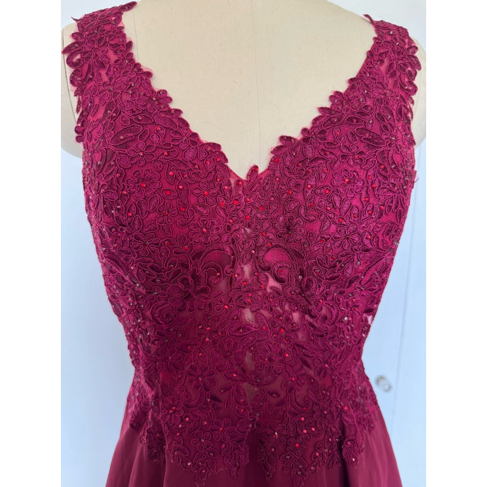 Fiesta Fashion beaded lace bodice Burgundy Lace chiffon skirt Dress Size L - Picture 2 of 12
